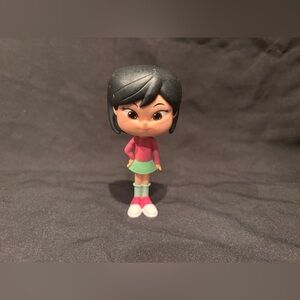 Disney Jr Puppy Dog Pals Chloe Toy Figure